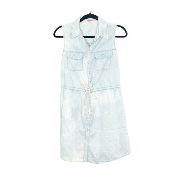 June Junior’s Light Wash Denim Tie Waist Sleeveless Dress Size Medium - Picture 1 of 8